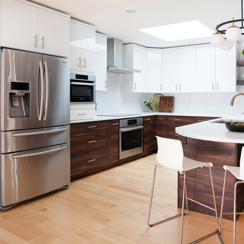 Shaker Style Particle Board Kitchen-Kabinett-Hochglanz-weißer Flachbildschirm Matte Brown Timber Veneer