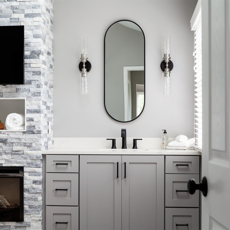 Neutrale Grey Shaker Style Lacquer Bathroom Vanity-Luxuseinheiten kombiniert mit 2 Türen 6 Fächer