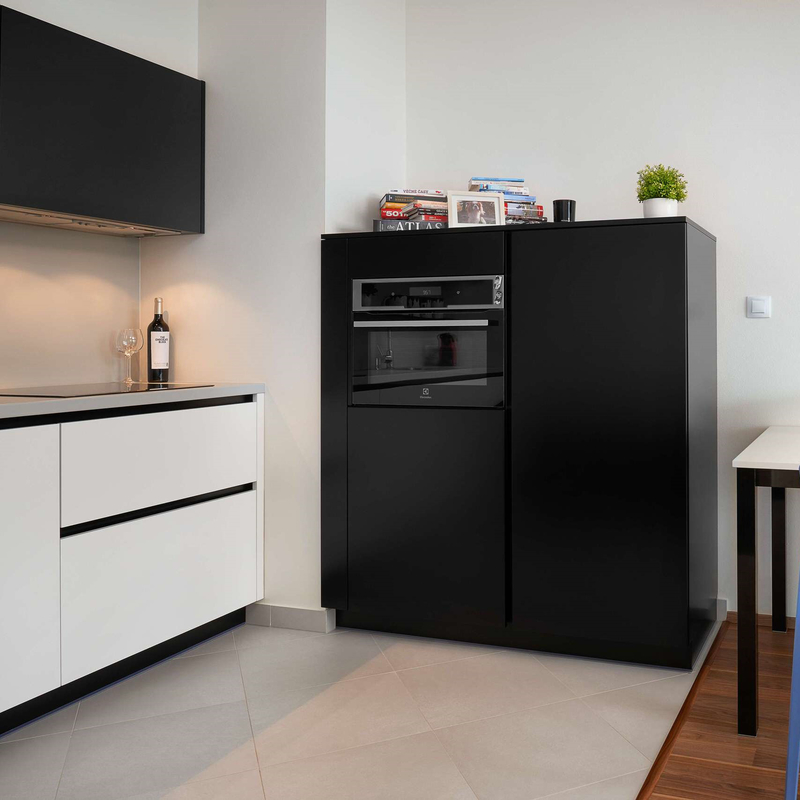 Kleine Küchenmöbel Wandschränke Schwarz-Weiß Brettschrank Küchenschrank Einfaches Design